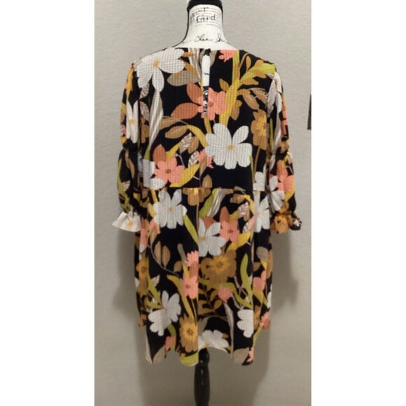 Who What Wear Black Floral Boho Tunic Dress With 3/4 Ruffle Sleeves & Back Butto - Picture 4 of 5